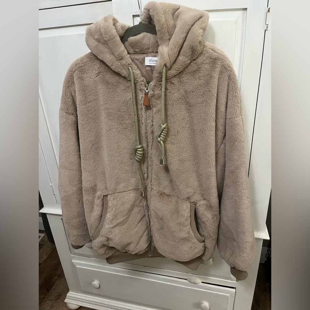 Ladies Faux Fur Blue Ivy Jacket